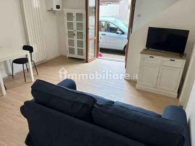Appartamento in affitto a San Frediano a Settimo, Cascina