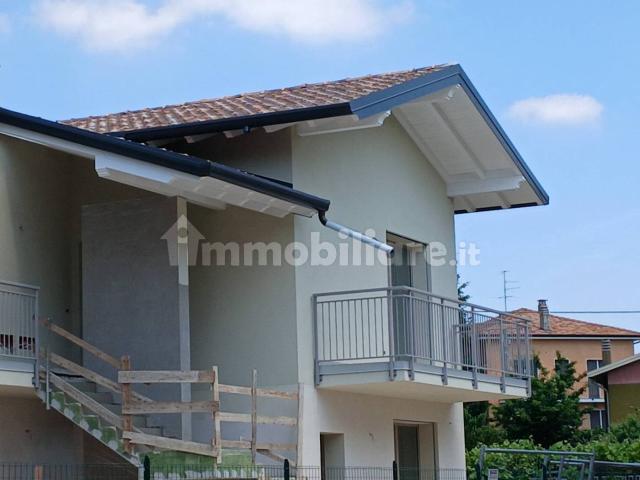 Appartamento in affitto a Monello, Binago
