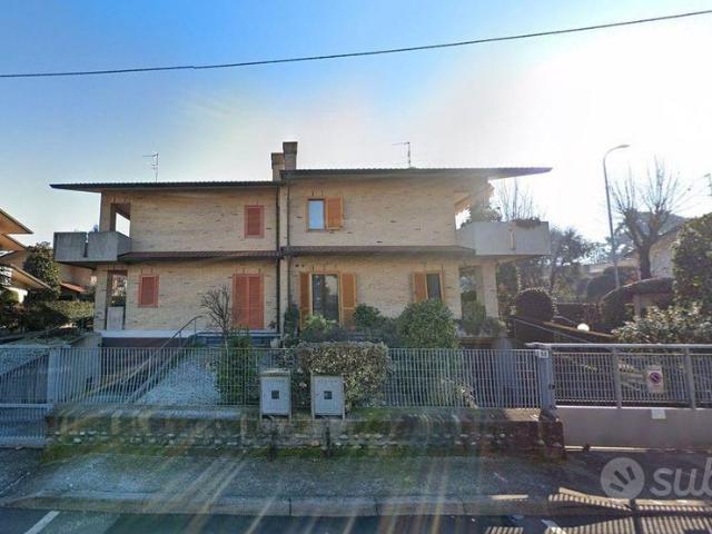 Appartamento in affitto a Barlassina, Monza e della Brianza