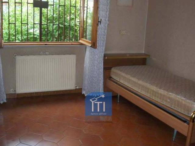Appartamento in affitto a Civate, Lombardia