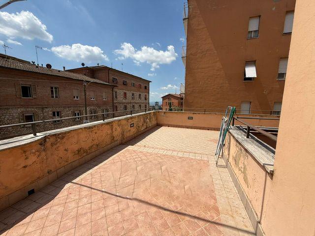 Appartamento in affitto a Sant'Erminio, Cenerente