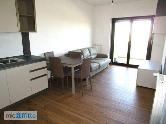 Appartamento in affitto a Giardino di Roma, Roma Capitale
