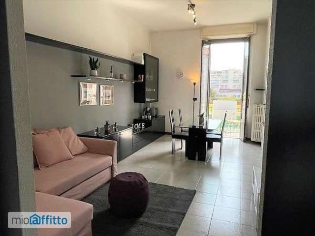 Appartamento in affitto a Municipio 9, Milano