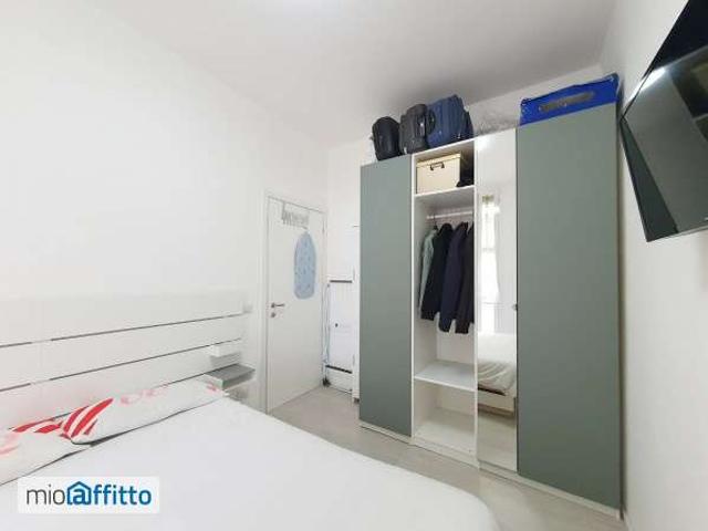 Appartamento in affitto a Municipio 9, Milano