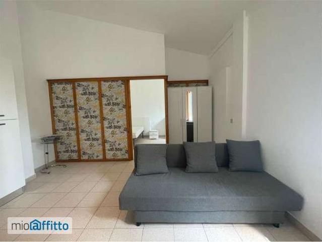 Appartamento in affitto a Municipio 9, Milano