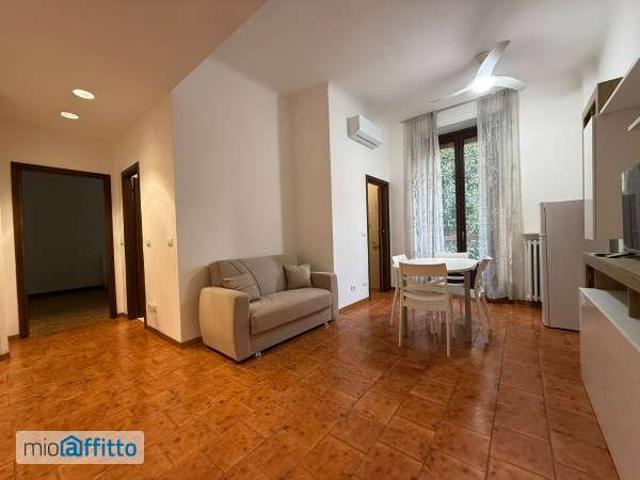 Appartamento in affitto a Municipio 9, Milano
