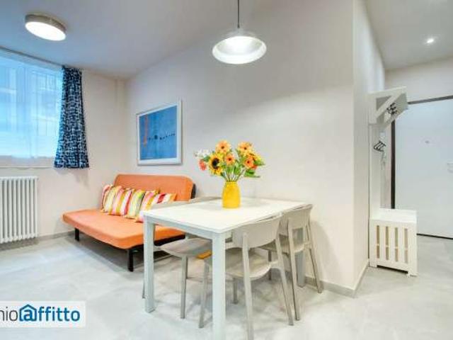 Appartamento in affitto a Municipio 9, Milano