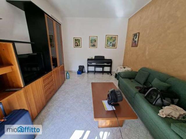 Appartamento in affitto a Municipio 9, Milano