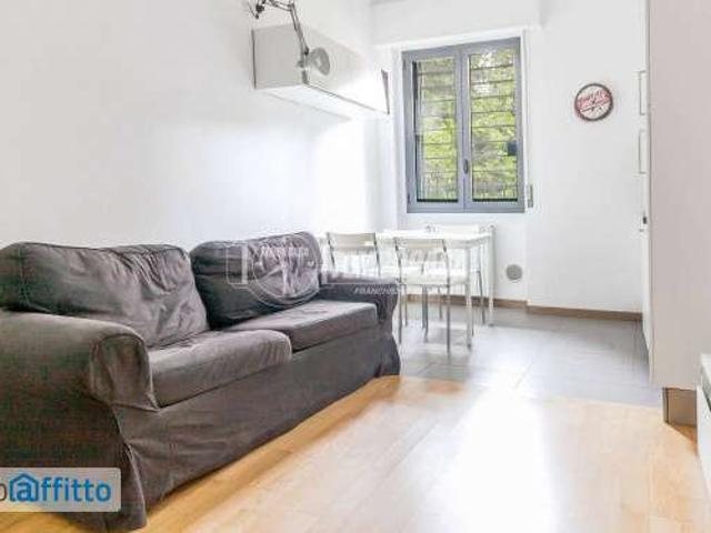 Appartamento in affitto a Municipio 9, Milano