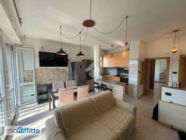 Appartamento in affitto a Municipio 9, Milano