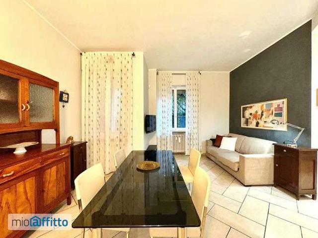 Appartamento in affitto a Municipio 9, Milano