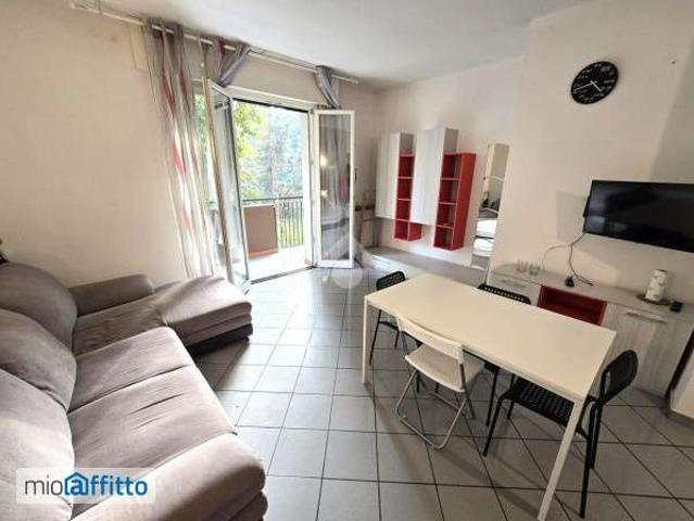 Appartamento in affitto a Municipio 9, Milano