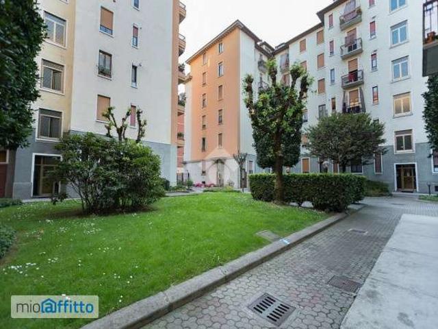 Appartamento in affitto a Municipio 9, Milano