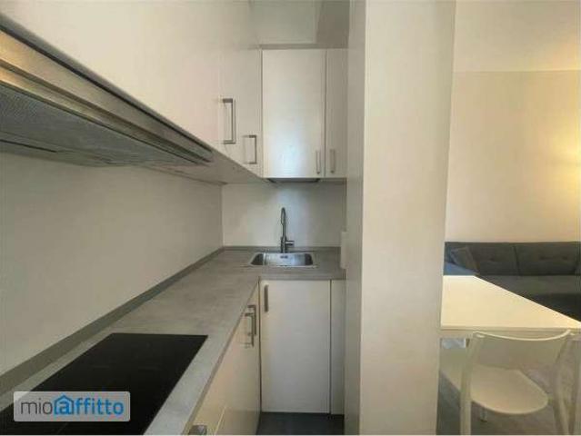 Appartamento in affitto a Municipio 9, Milano