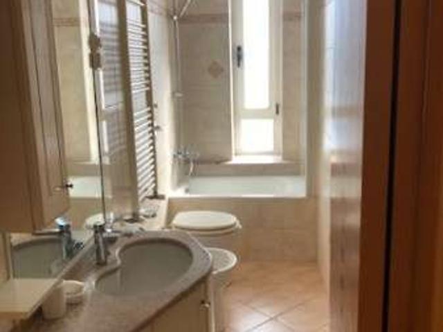 Appartamento in affitto a Municipio 9, Milano