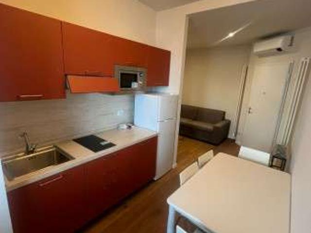 Appartamento in affitto a Municipio 8 di Milano, Milano