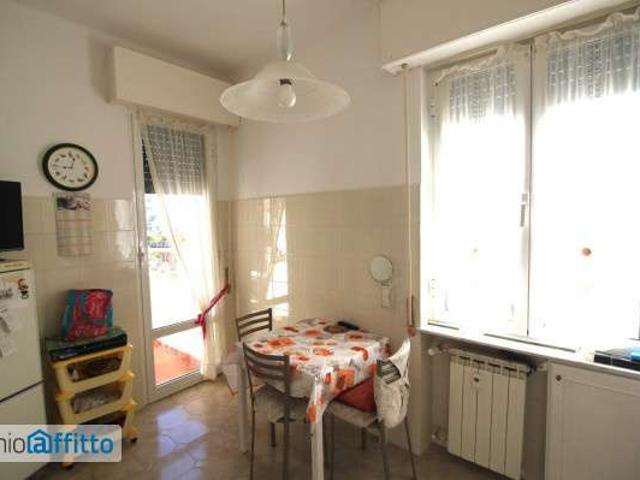 Appartamento in affitto a Medio Levante, Serra Riccò