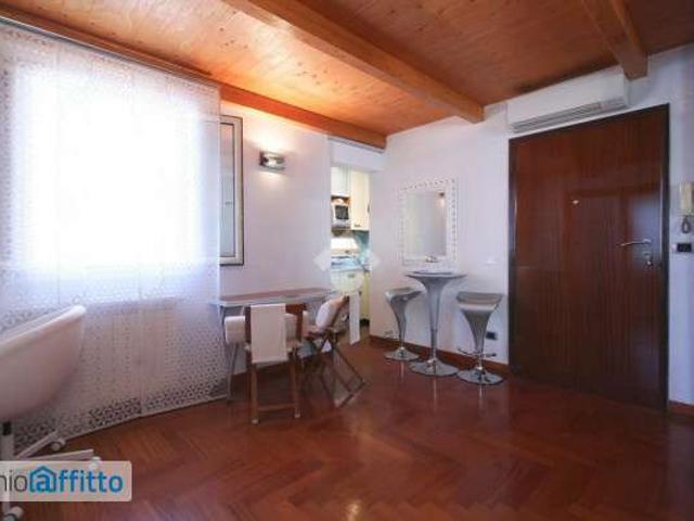 Appartamento in affitto a Municipio Roma VII, Roma Capitale
