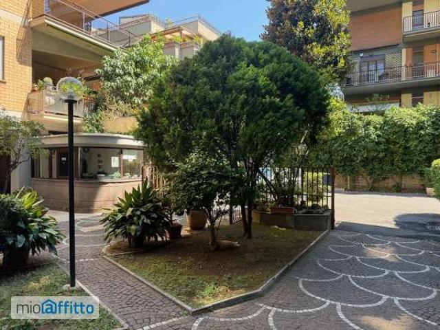 Appartamento in affitto a Municipio Roma VIII, Roma Capitale