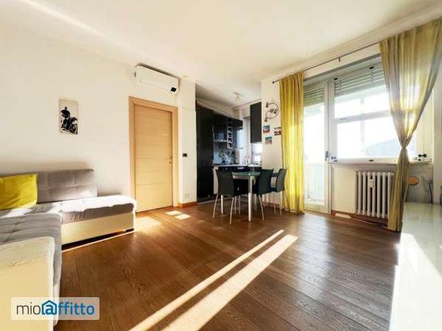 Appartamento in affitto a Municipio 8 di Milano, Milano