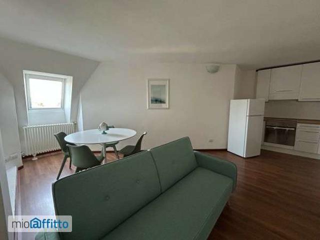 Appartamento in affitto a Municipio 7, Milano