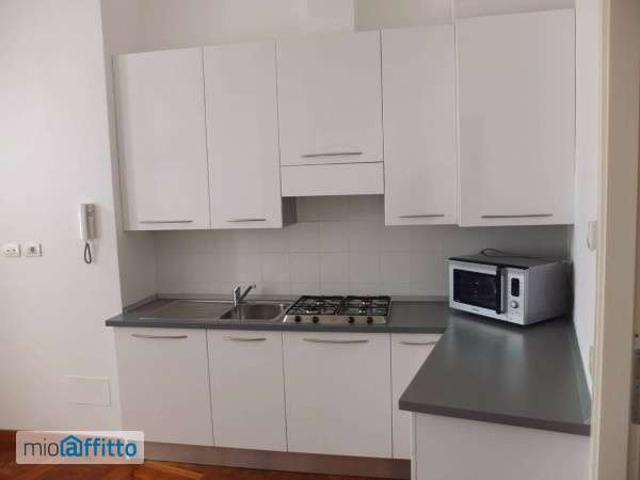 Appartamento in affitto a Municipio 6, Milano