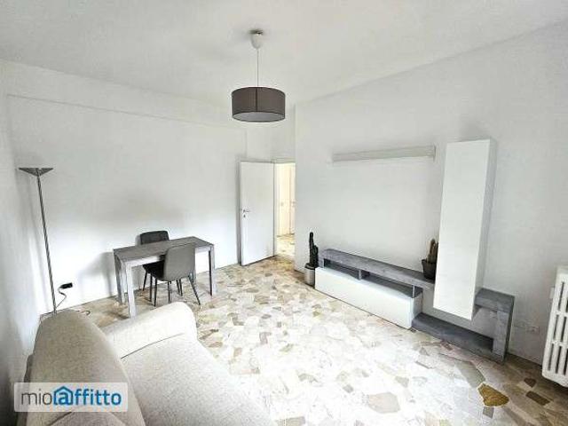 Appartamento in affitto a Municipio 7, Milano