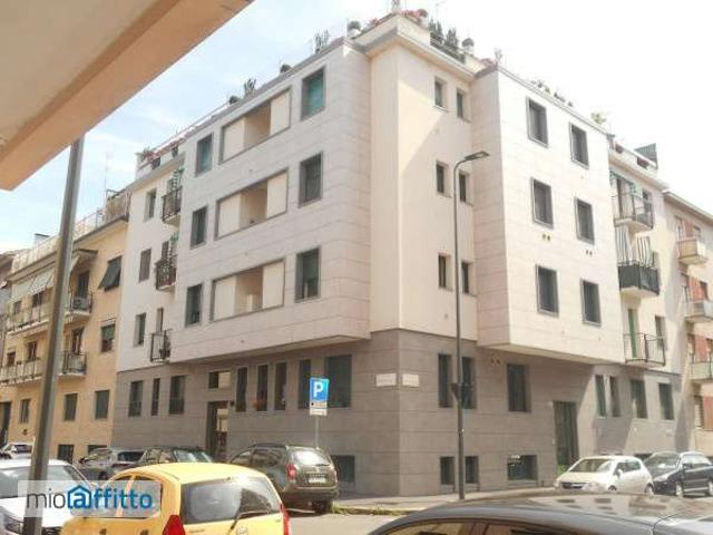 Appartamento in affitto a Municipio 7, Milano