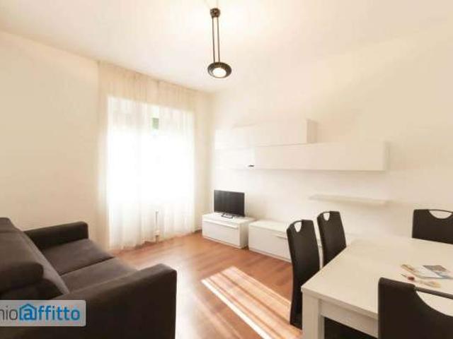 Appartamento in affitto a Municipio 7, Milano