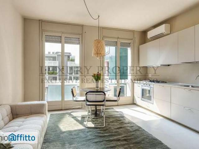 Appartamento in affitto a Municipio 6, Milano