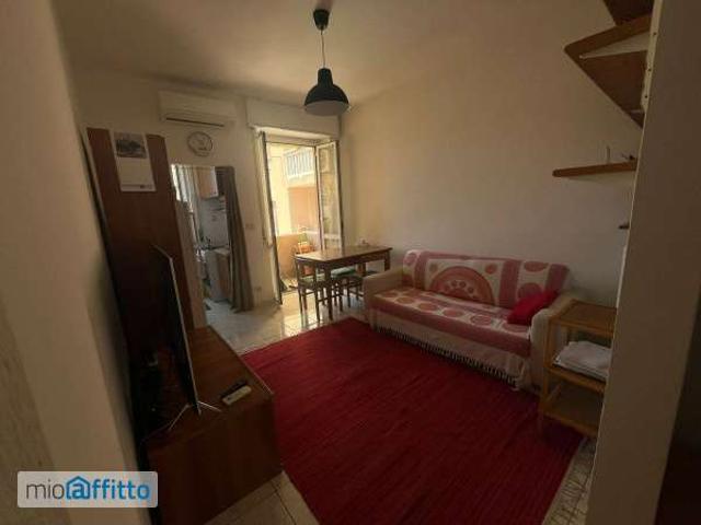 Appartamento in affitto a Municipio 6, Milano