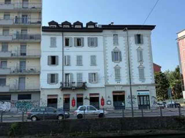 Appartamento in affitto a Municipio 6, Milano