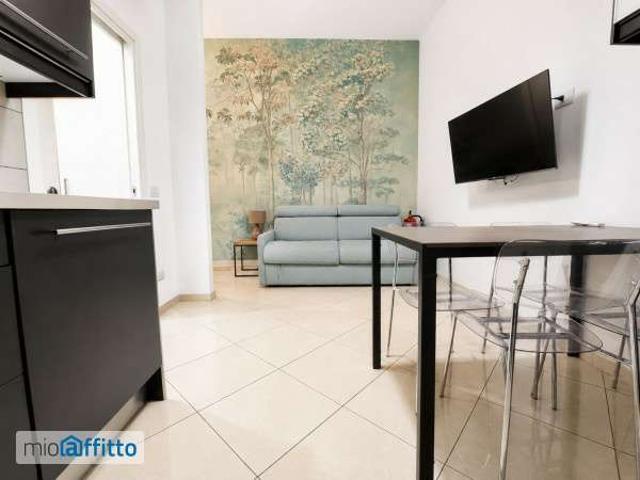 Appartamento in affitto a Municipio 7, Milano