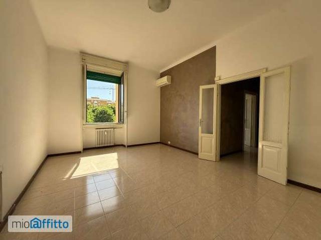 Appartamento in affitto a Municipio 6, Milano