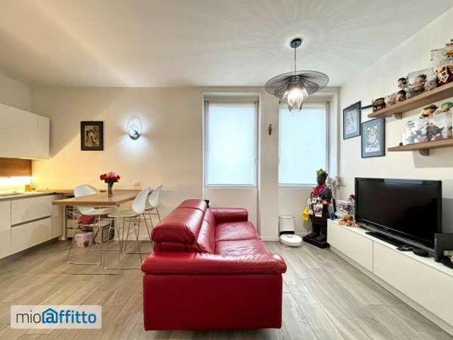 Appartamento in affitto a Municipio 6, Milano