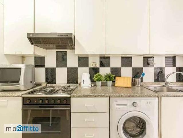 Appartamento in affitto a Municipio 6, Milano