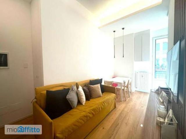 Appartamento in affitto a Municipio 1, Milano