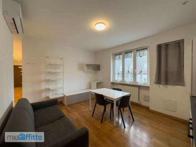 Appartamento in affitto a Bollate, Lombardia