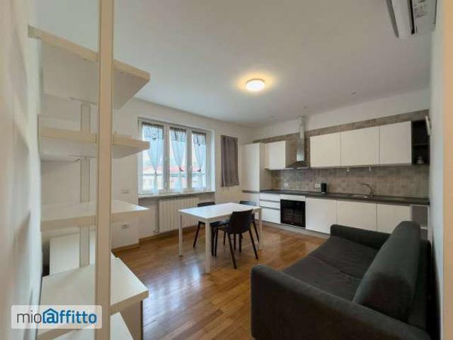 Appartamento in affitto a Bollate, Lombardia