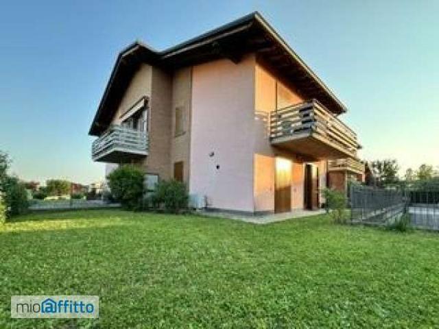 Appartamento in affitto a Bonate Sopra, Lombardia
