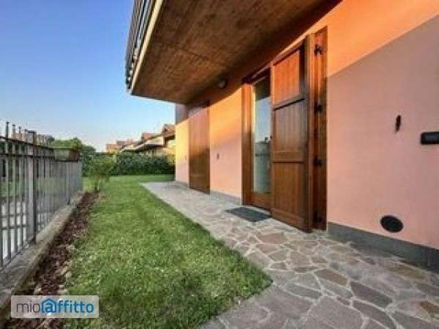 Appartamento in affitto a Bonate Sopra, Lombardia