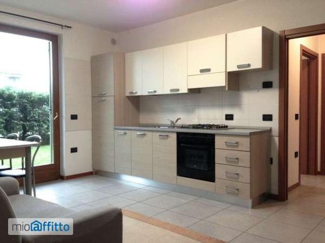 Appartamento in affitto a Comunità della Vallagarina, Borgo Sacco