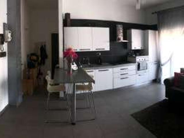 Appartamento in affitto a Bresso, Milano