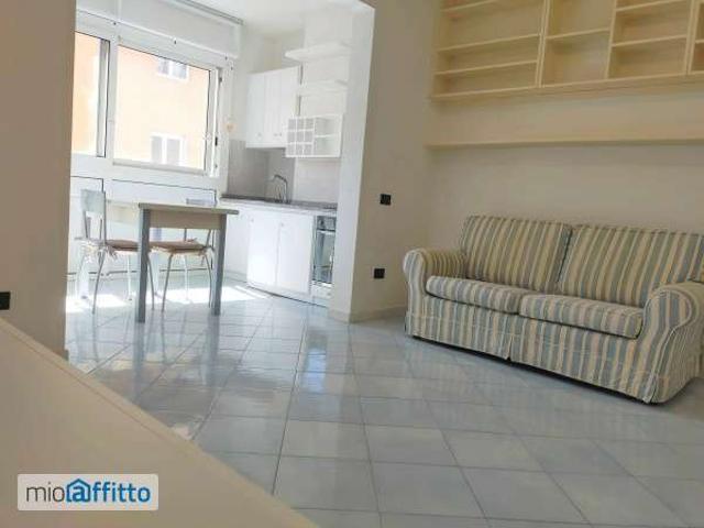 Appartamento in affitto a San Benedetto, Cagliari