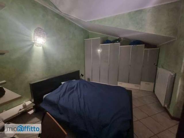 Appartamento in affitto a Carpiano, Lombardia