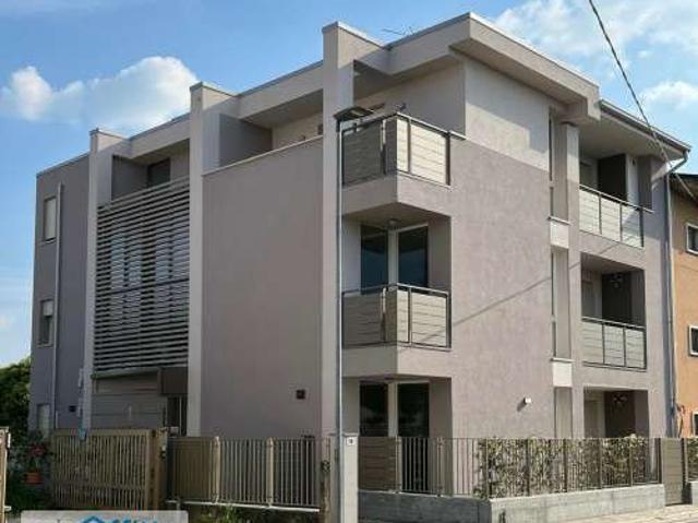 Appartamento in affitto a Sommacampagna, Veneto