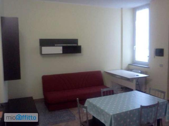 Appartamento in affitto a Castegnate, Castellanza