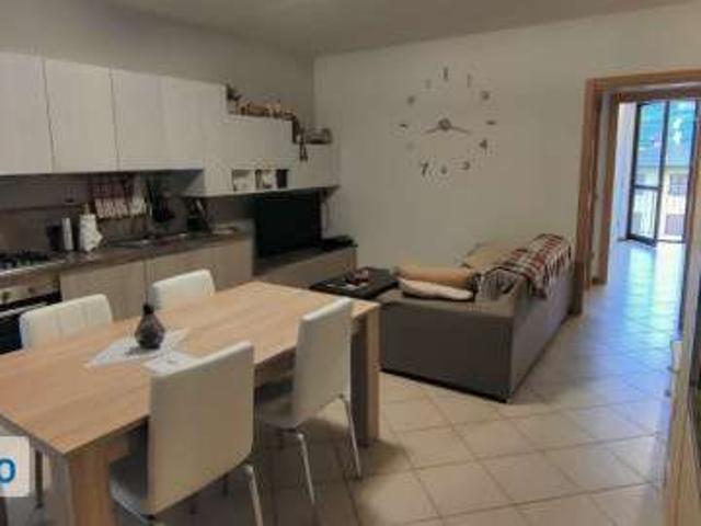 Villa Indipendente in affitto a Comunità montana della Valle Sabbia, Villanuova Sul Clisi
