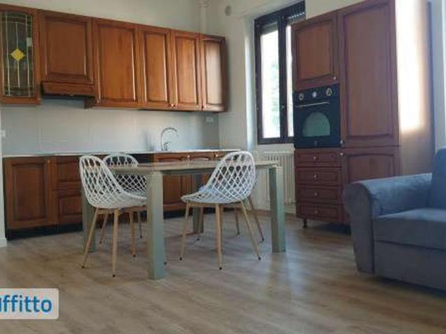 Appartamento in affitto a Carate Brianza, Lombardia