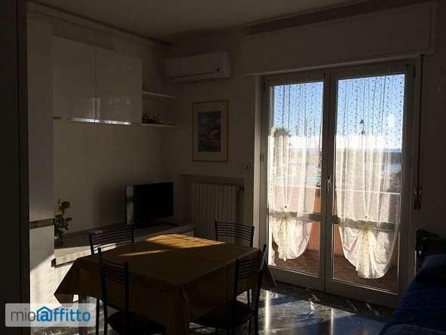 Appartamento in affitto a San Bartolomeo Al Mare, Liguria